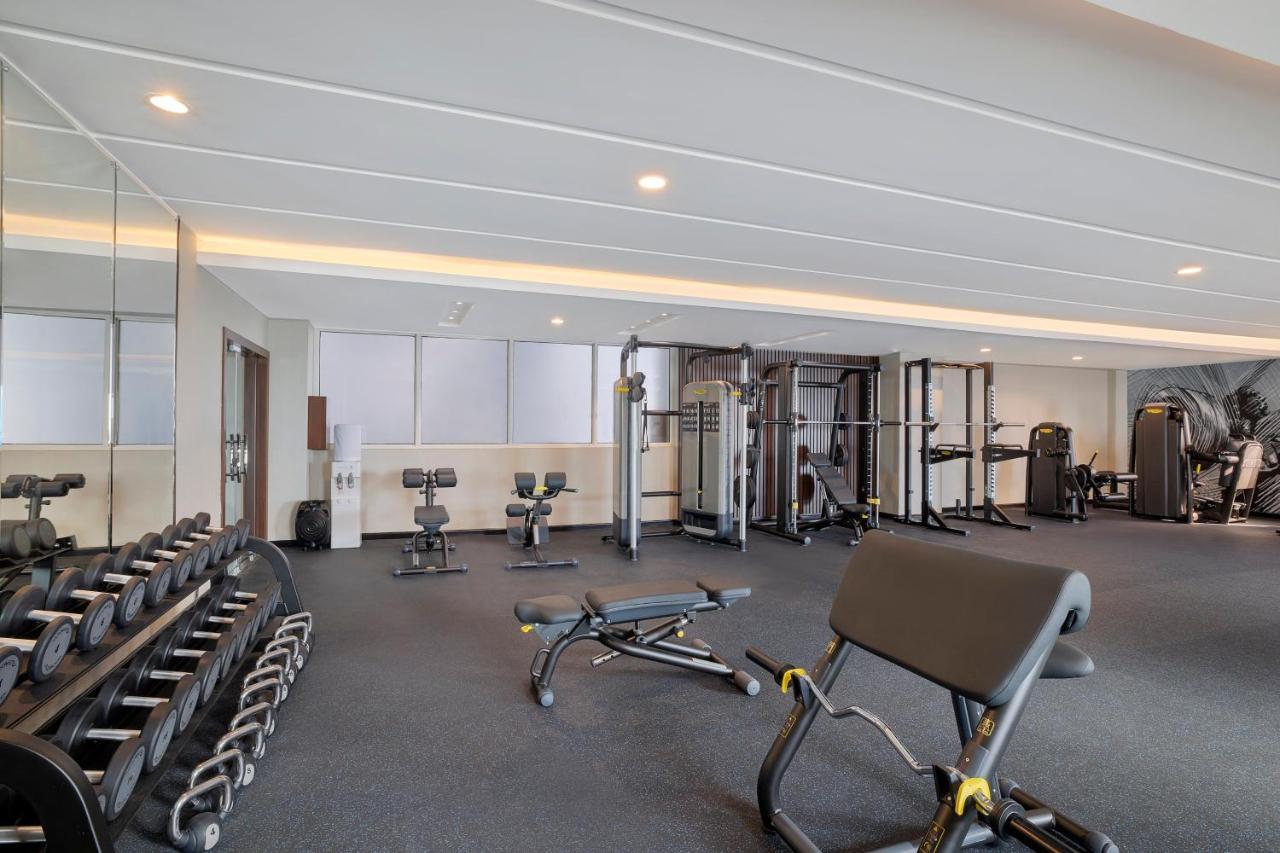 Voco Al Khobar By Ihg Hotel Ngoại thất bức ảnh The gym at the hotel