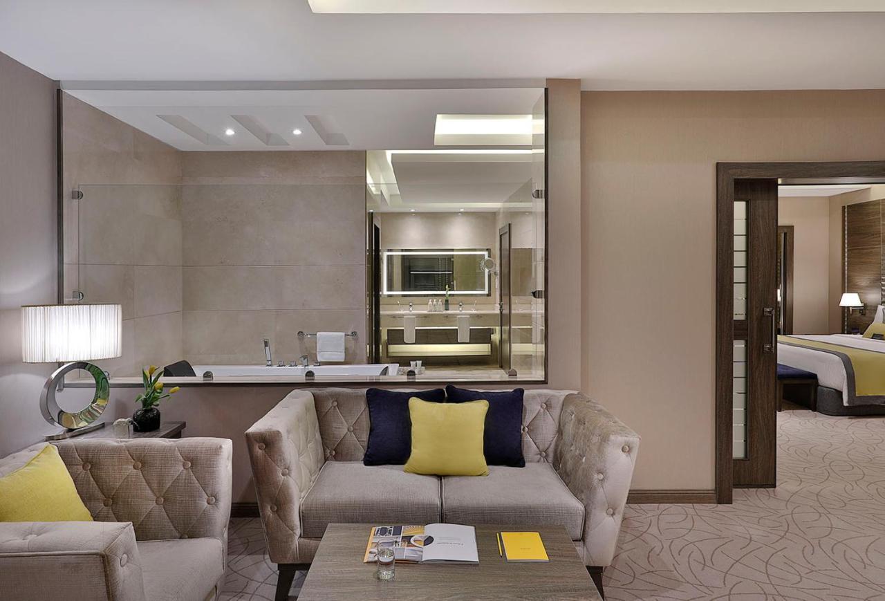Voco Al Khobar By Ihg Hotel Ngoại thất bức ảnh Suite